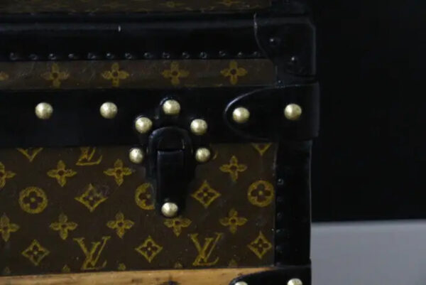 Malle Louis Vuitton courrier