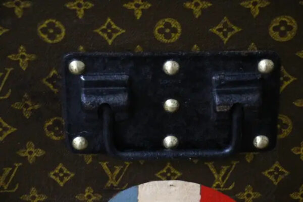 Malle Louis Vuitton courrier