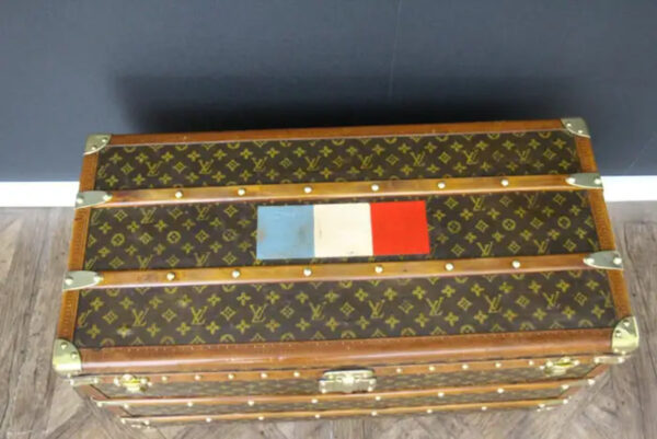 malle Louis Vuitton ancienne