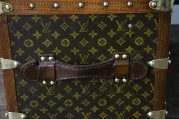 malle Louis Vuitton ancienne