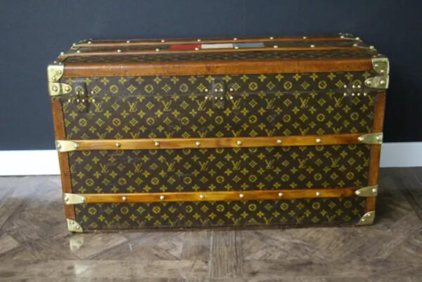 malle Louis Vuitton ancienne