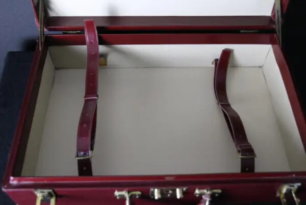 Valise Hermès en cuir rouge