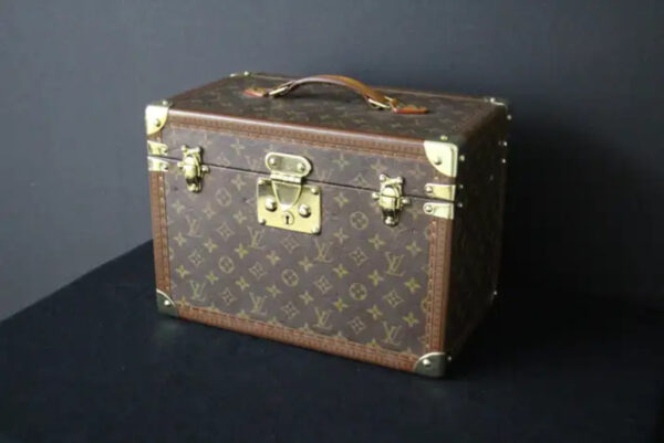 Vanity case Louis Vuitton en toile monogramme