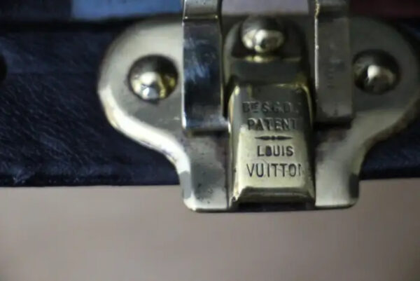 malle auto Louis Vuitton