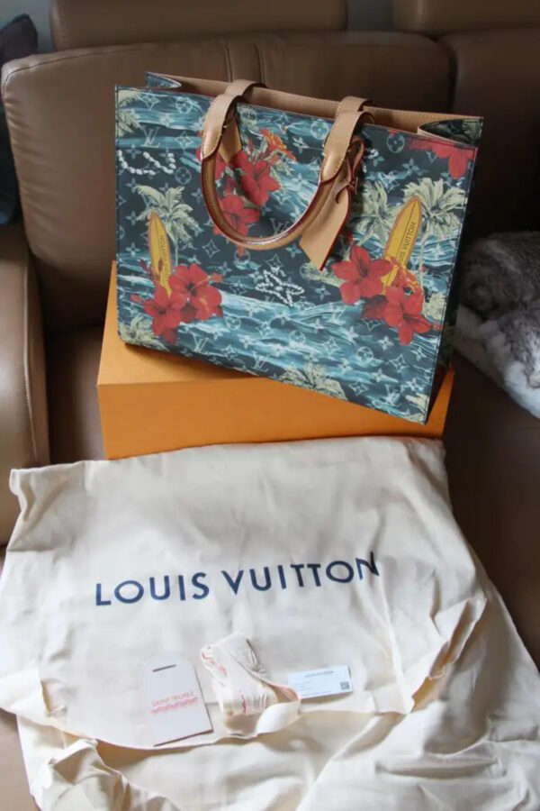 Sac Plat Louis Vuitton édition limitée