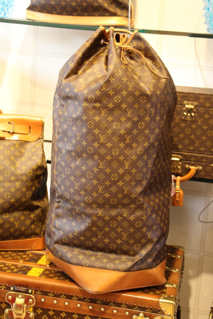 Grand Sac Marin de Voyage Louis Vuitton Vintage (Années 70)