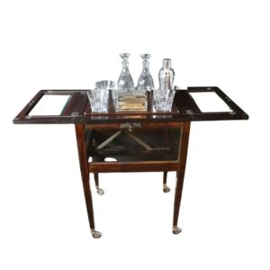 Meuble bar, bar d’appartement, meuble bar vitré