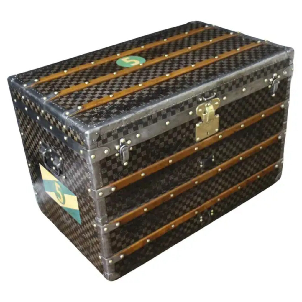 Malle Louis Vuitton à damiers 85 cm , malle Louis Vuitton ancienne, vers 1890’s