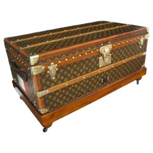 Malle Louis Vuitton cabine 90 cm ancienne en toile Monogram