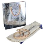 Sac plat Louis Vuitton par Virgil Abloh en version miroir argenté